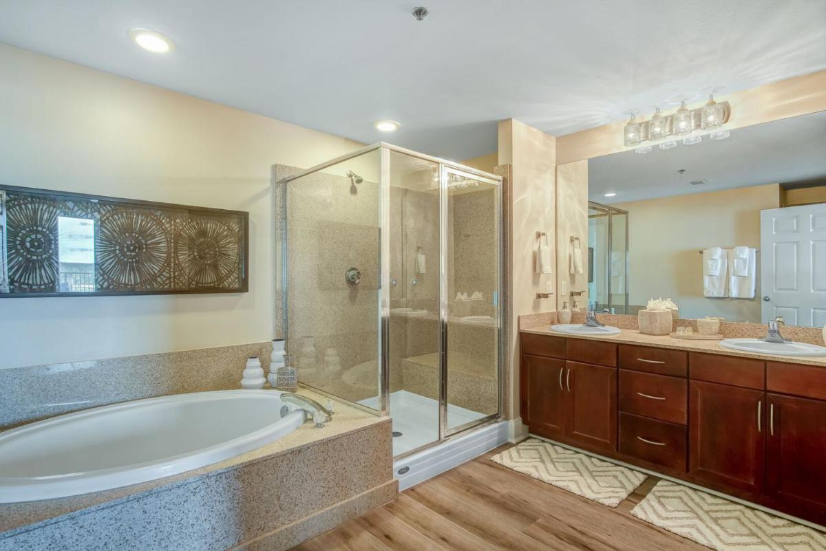 Suitetrails - Laketown Wharf 834