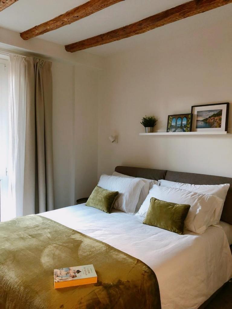 FOSCOLO 9 ROOM - BREAKFAST - Housity