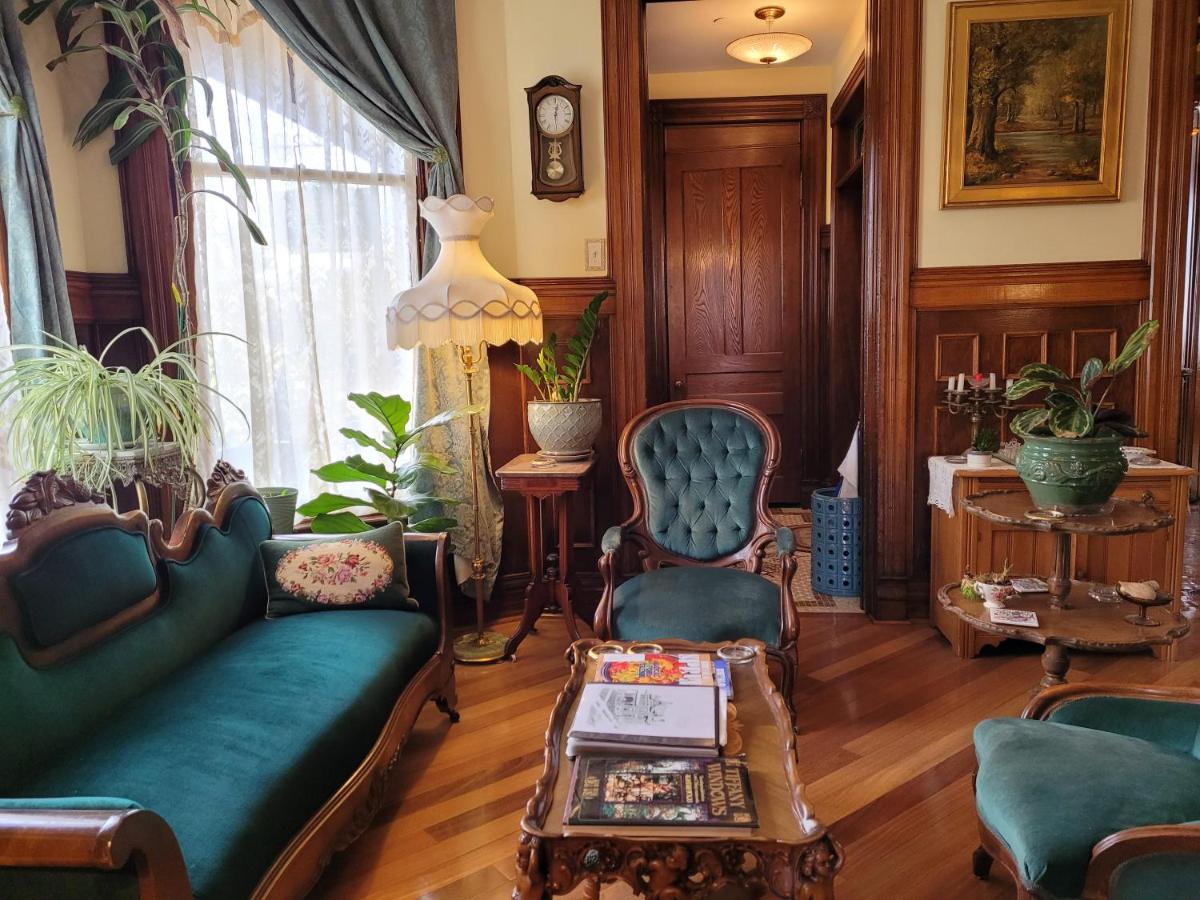 Buffalo Harmony House - Housity