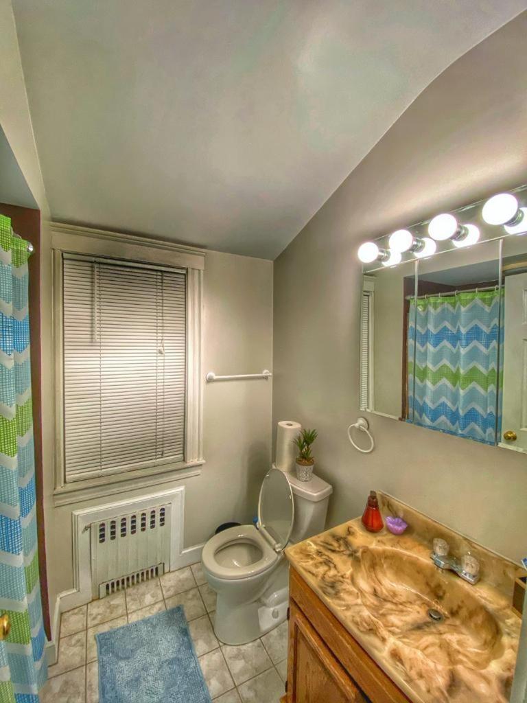 #8 ROOM IN THE HOUSE Adorable Paris Concept Room CLOSE TO HARVARD SQ - Housity