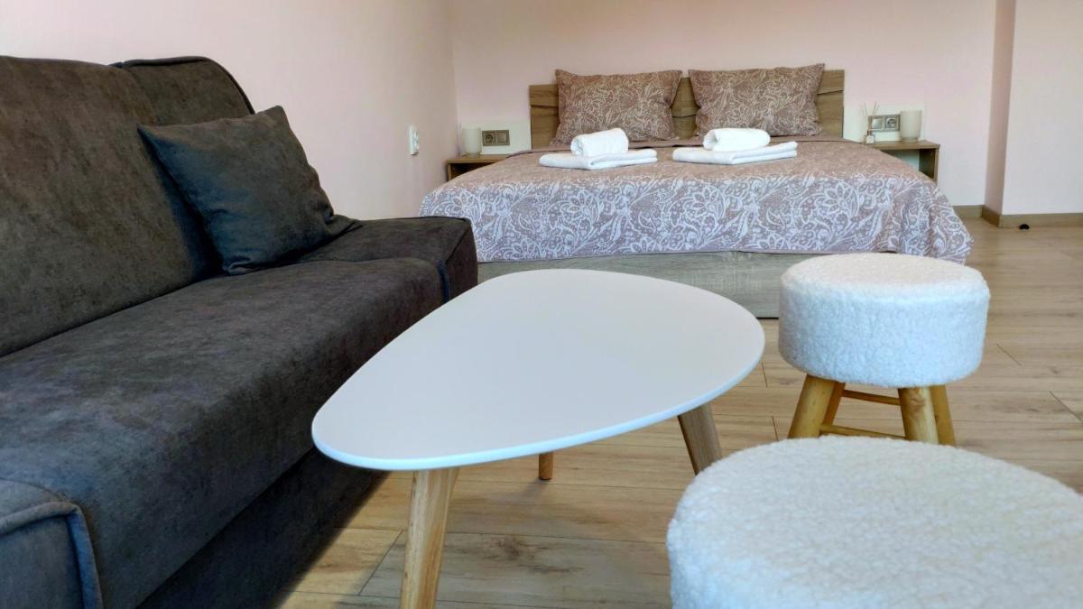 Apart Harmony - Housity