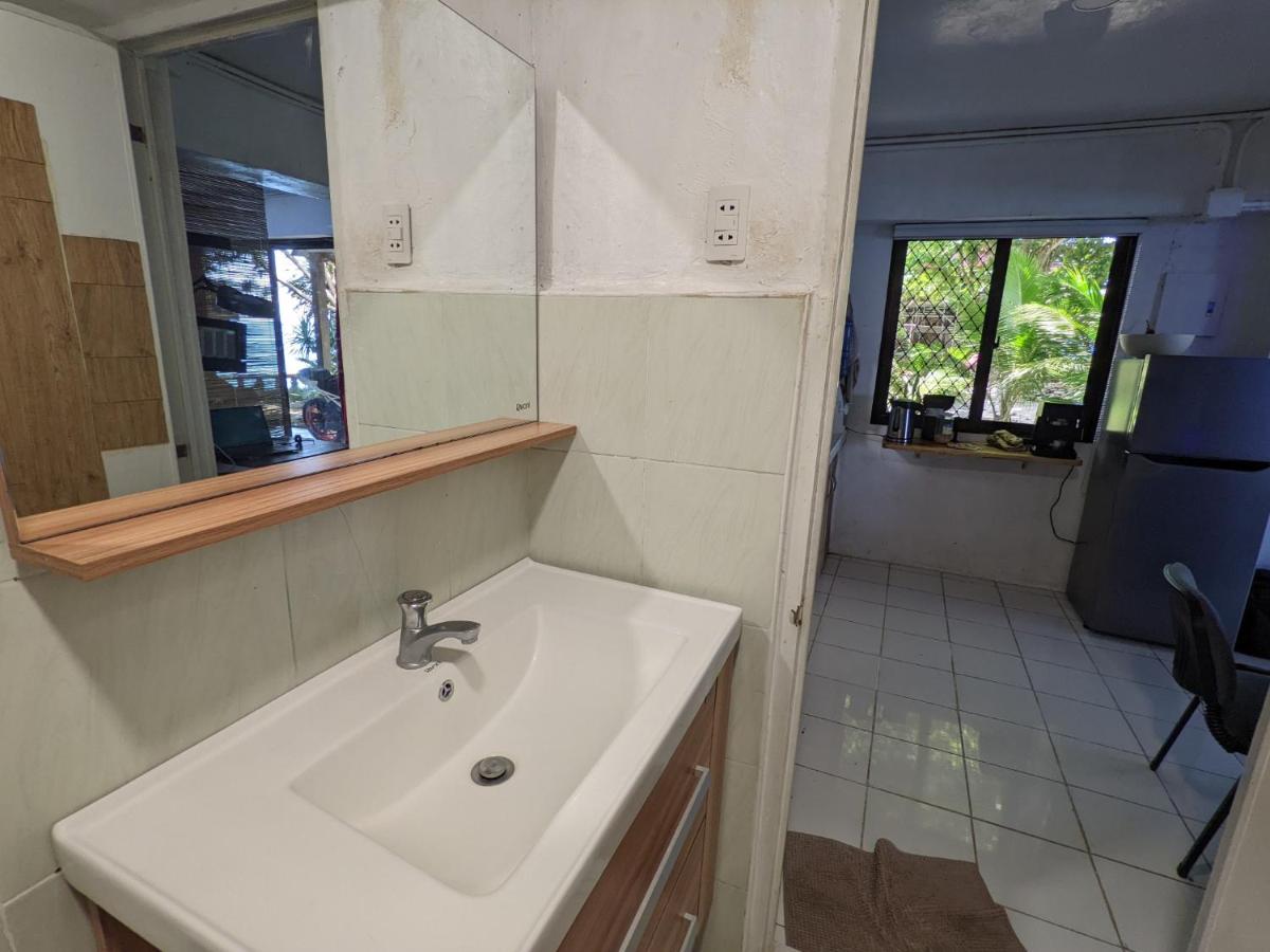 Beach Studio Fast Wi-Fi Bacong - Dumaguete - Housity