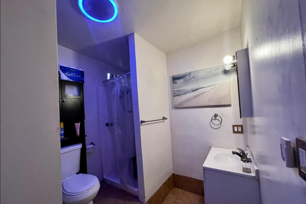 Rental Unit for Creative - Housity