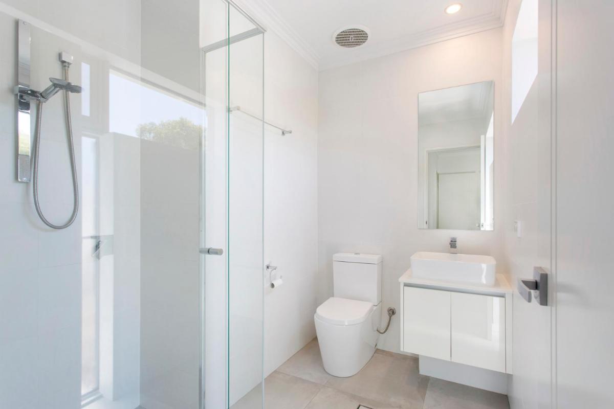 Suitetrails - Stirling Apartment 2- Modern Central Apartment