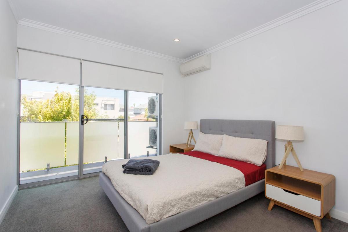 Suitetrails - Stirling Apartment 3- Modern Central Apartment
