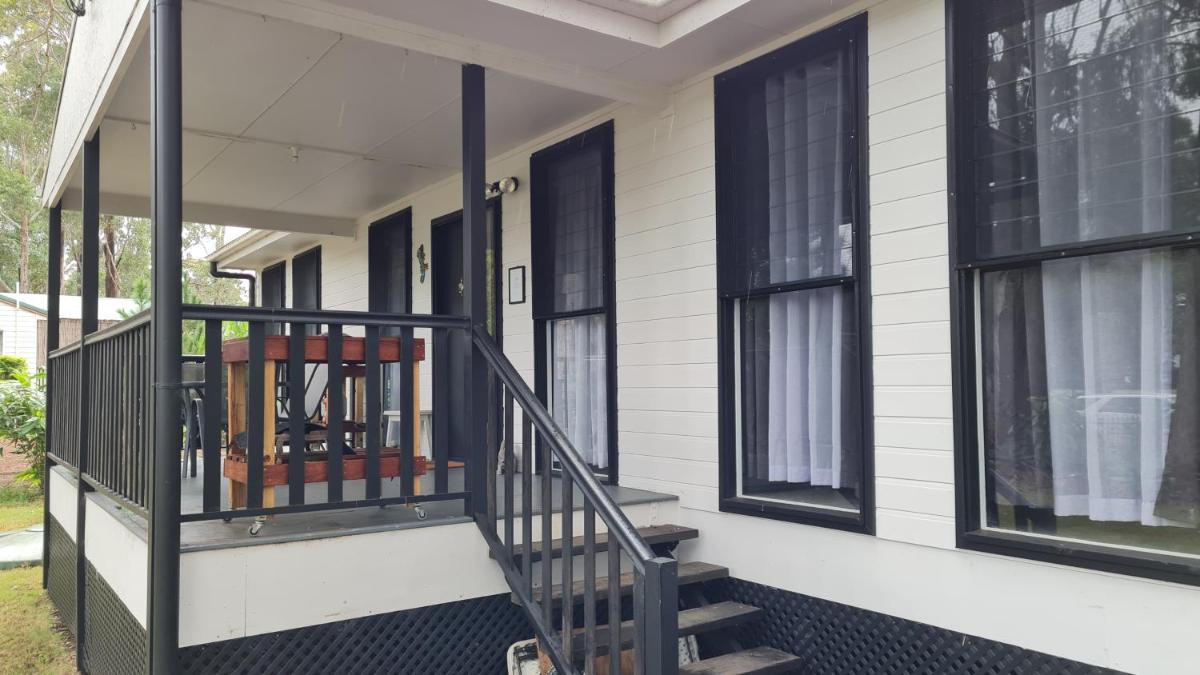 Cheerful 3 bedroom home in peaceful bush setting - Housity
