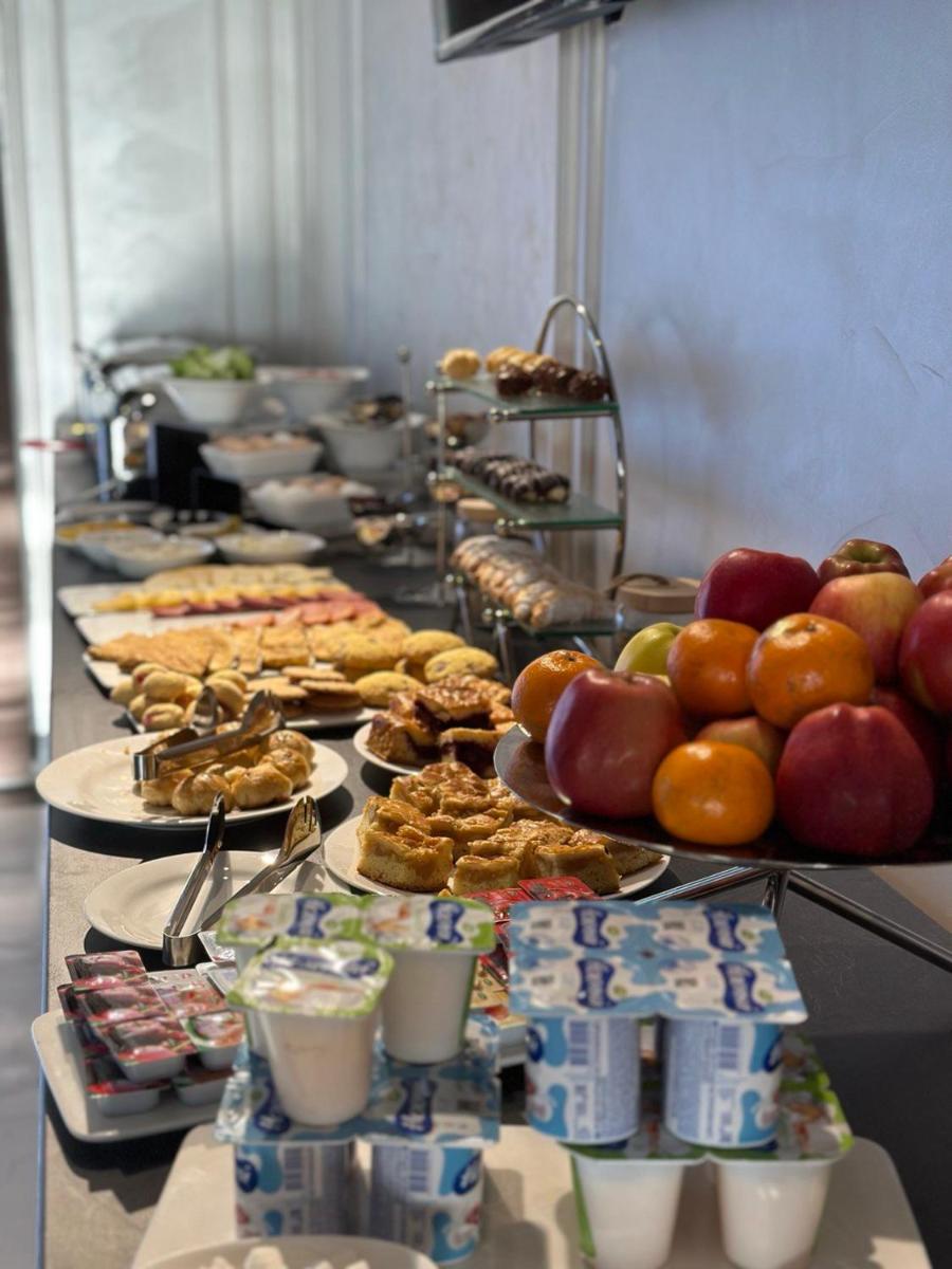Almalyk Plaza Hotel - Housity