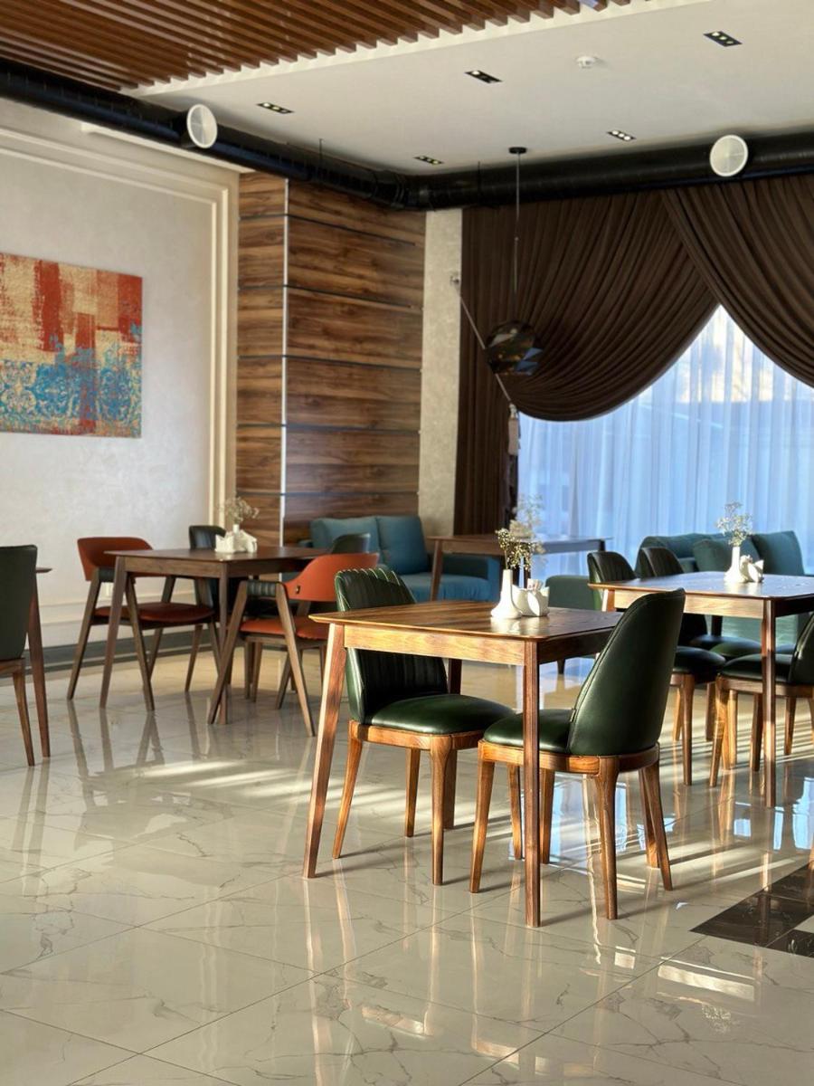 Almalyk Plaza Hotel - Housity