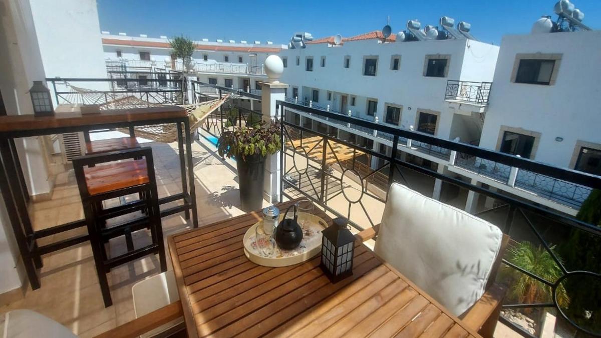 Paramount Gardens Resorts C201 - Housity