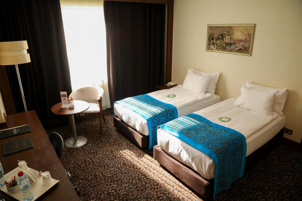 Teymur Continental Hotel & Convention Center - Housity