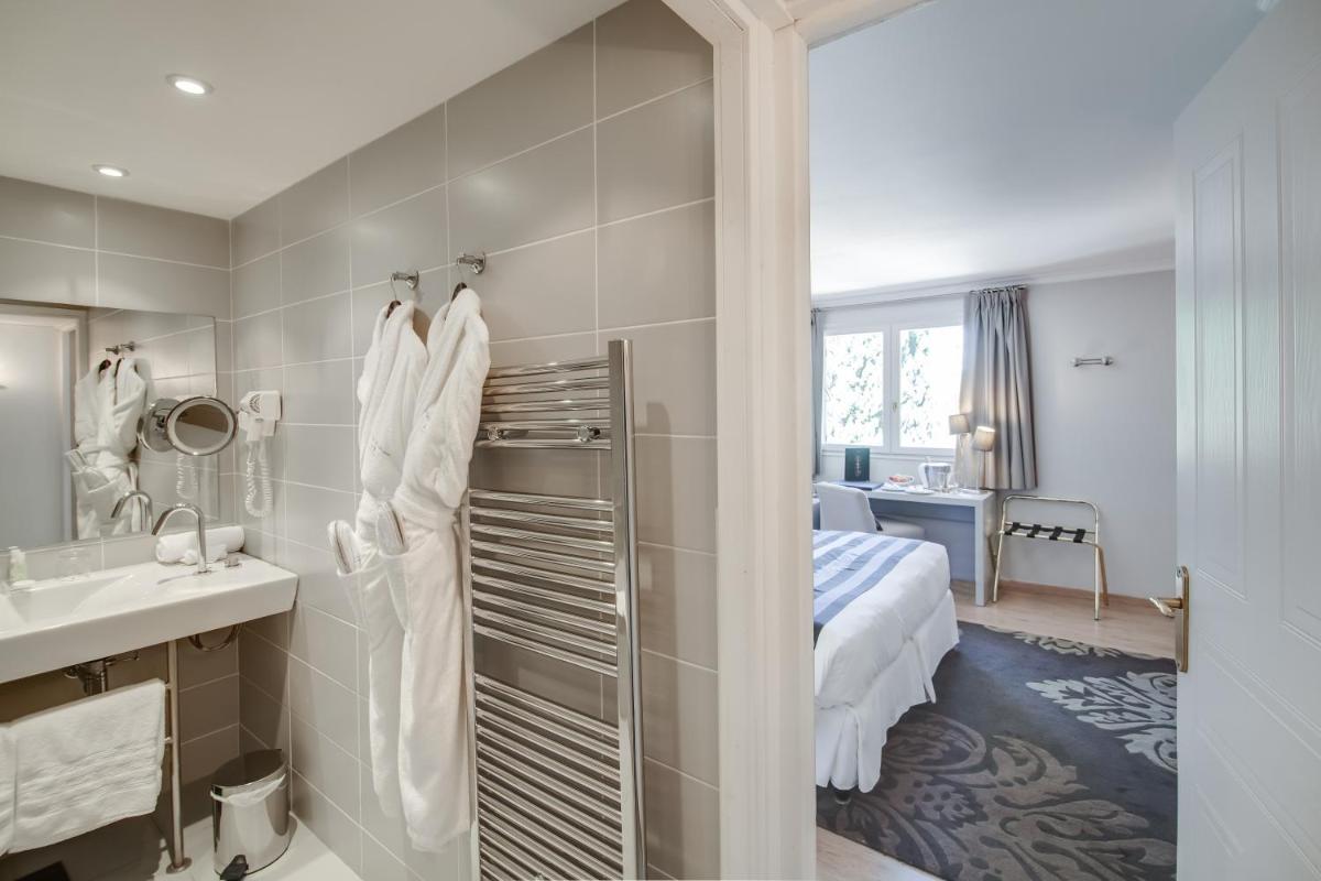 Salle de bains dans l'établissement Le Vallon de Valrugues Hotel Spa & Villas