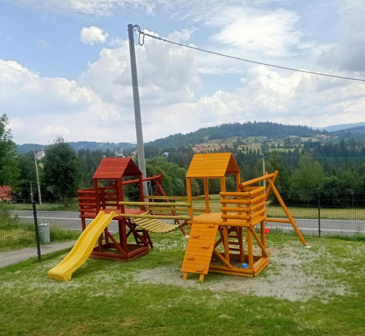 Kolorowe Domki - Housity