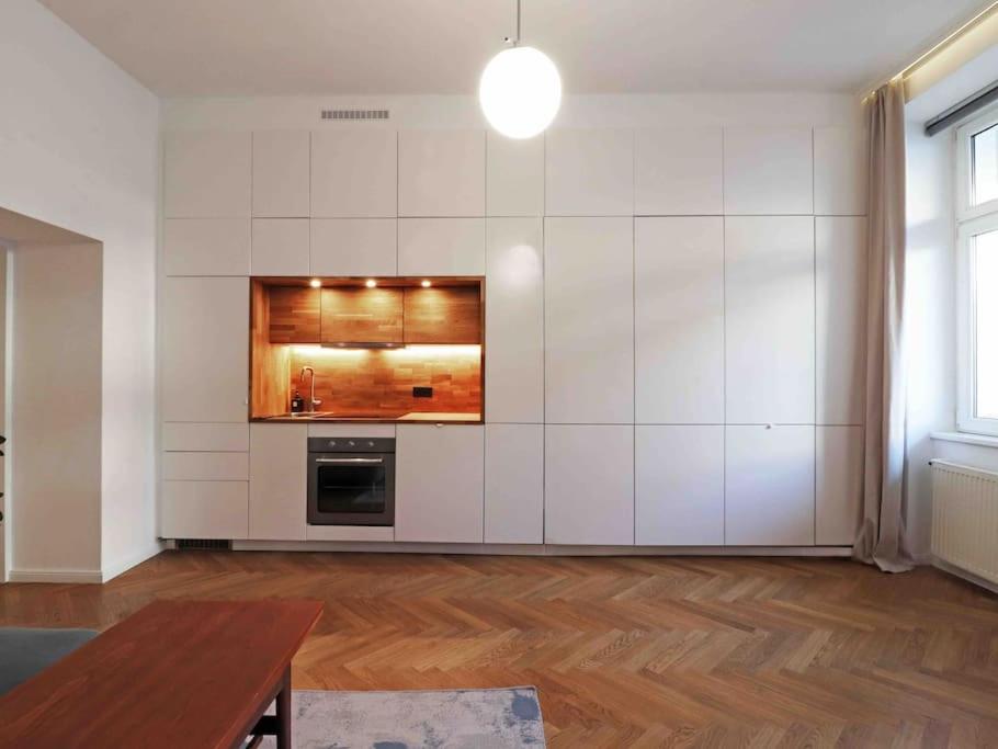 Smart Apt mit Balkon am Augarten park Nähe Zentrum - Hizvo