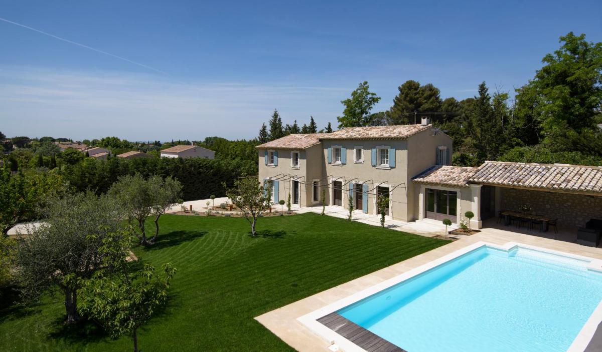 Piscine de l'établissement Le Vallon de Valrugues Hotel Spa & Villas ou située à proximité