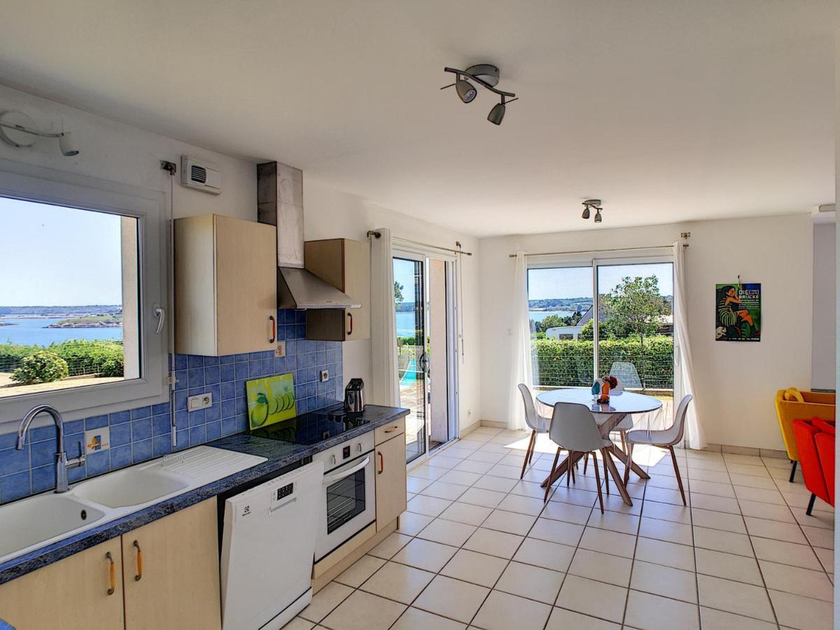Maison Roscanvel, 4 pièces, 6 personnes - FR-1-370-52 - Housity