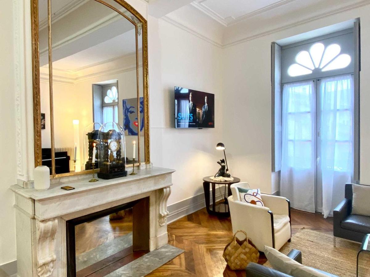 L'empereur - Parking - Fibre - Netflix - Housity