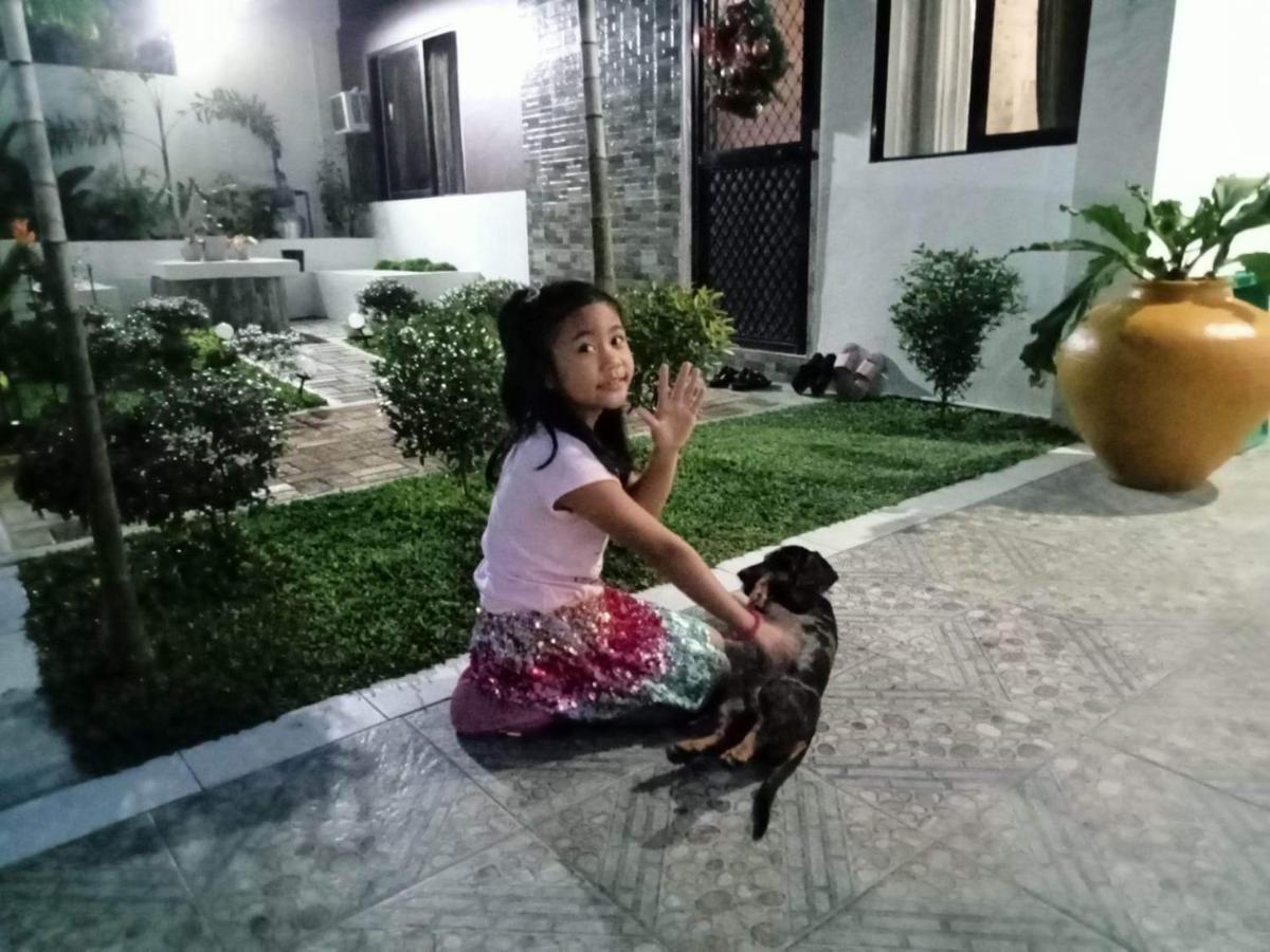 Natalie's Villa - Housity