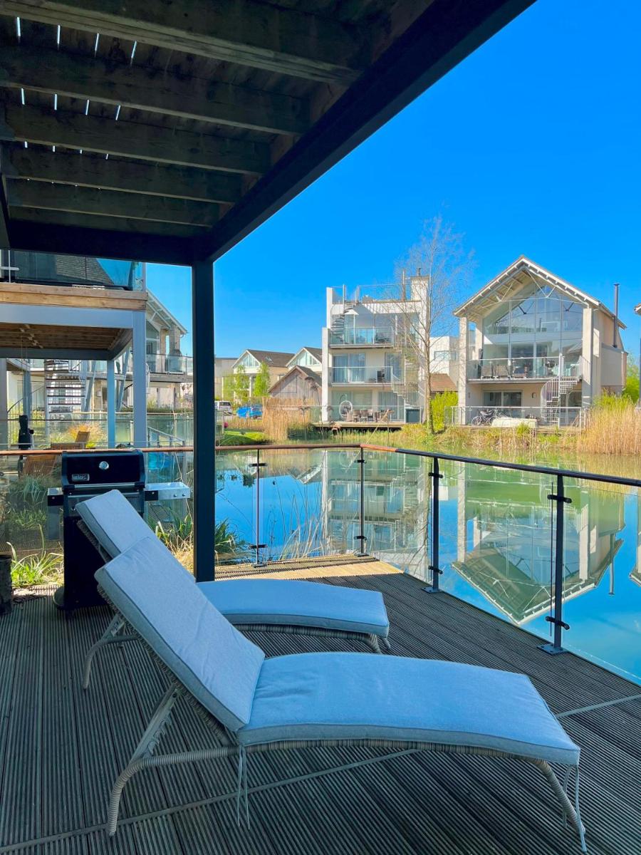 Luxury Lodge w Pool Spa Lower Mill Estate - Hizvo