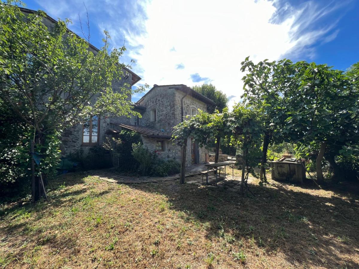 Country Holiday House pet friendly near Florence and Mugello Tuscany with garden and panorama - Housity