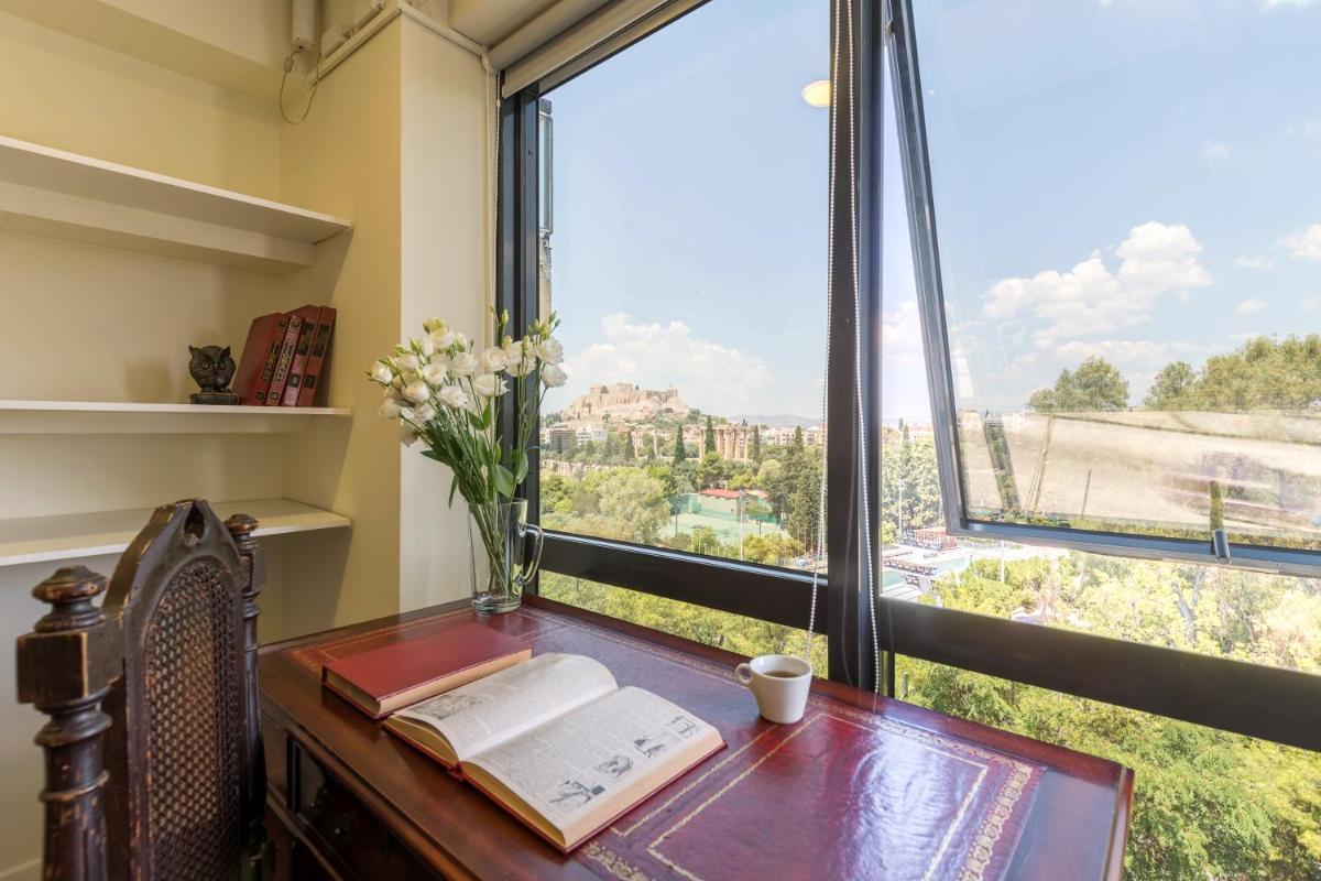 Suitetrails - Zappeoion Apartments-Suites