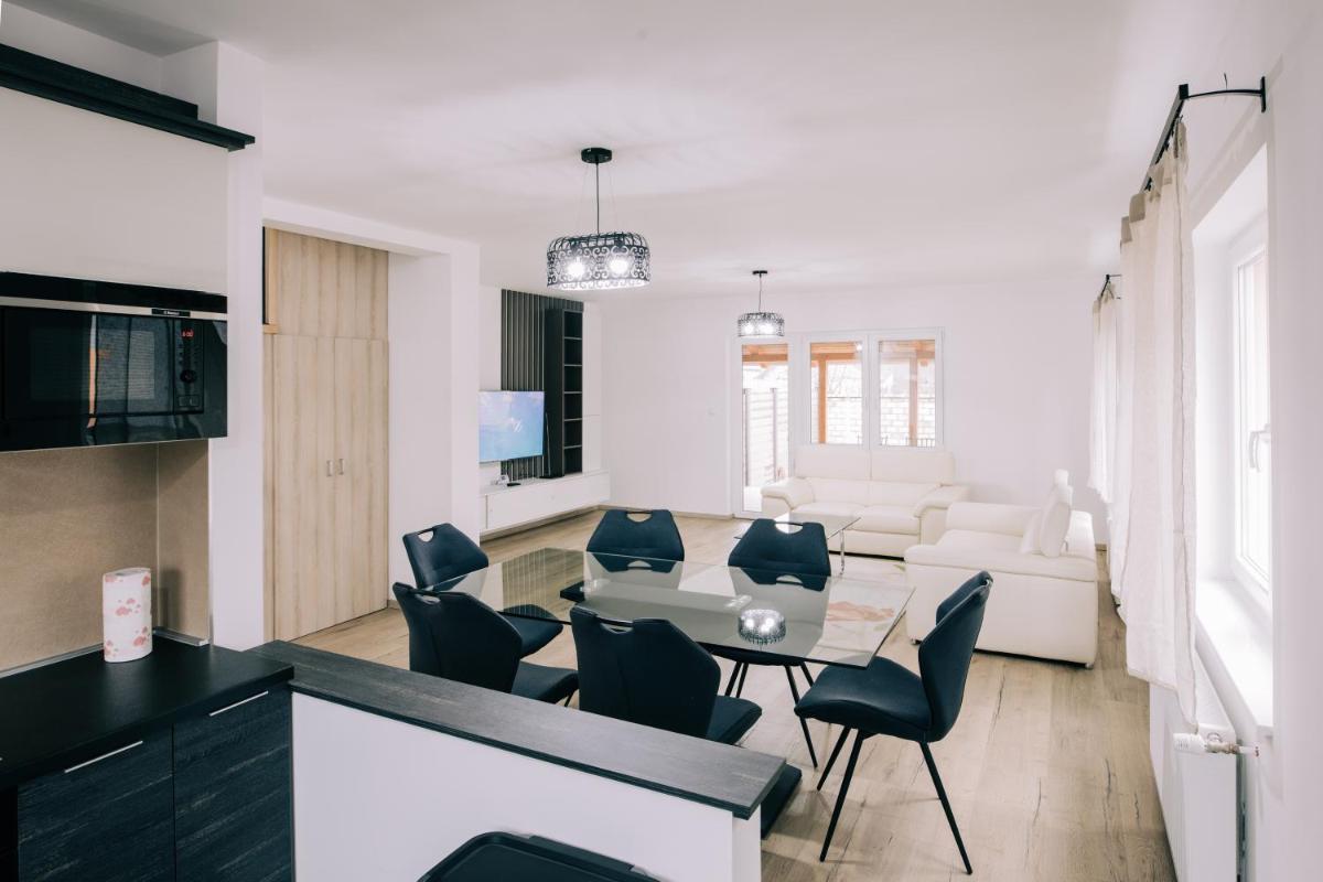 Tulip Guest House I. - Housity
