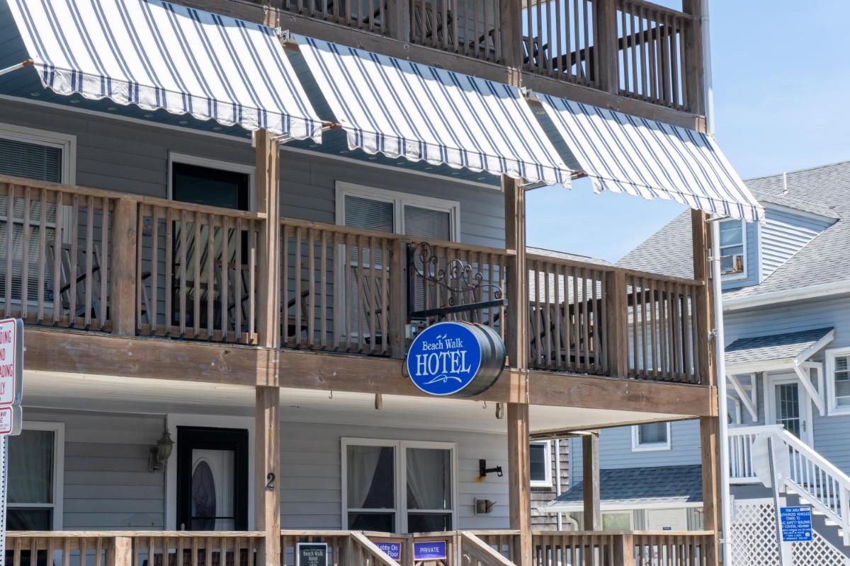 Beach Walk Hotel - Housity