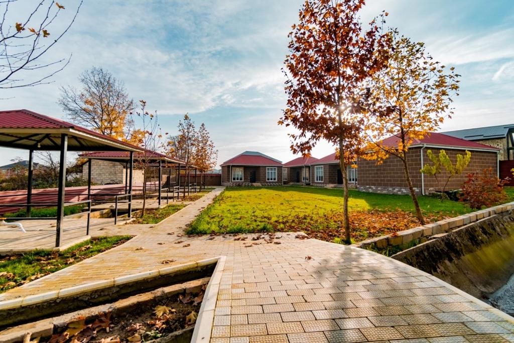 Karvan Qusar - Housity