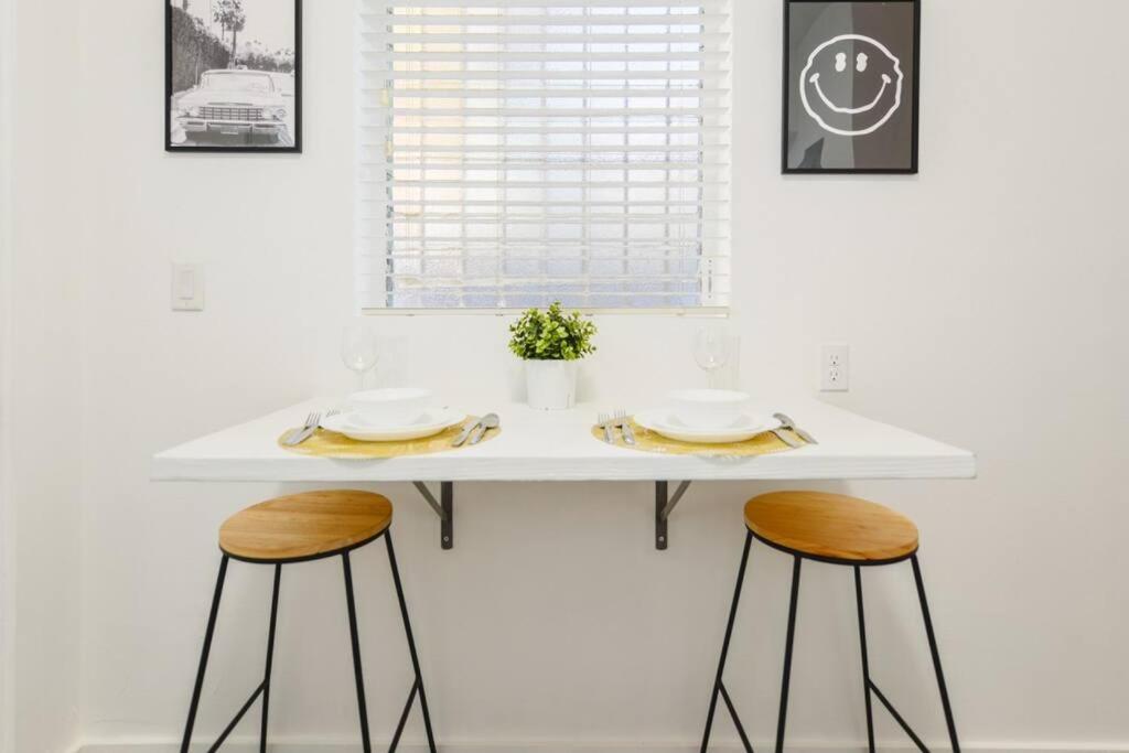Awesome Studio 15 min from The Beach - Housity