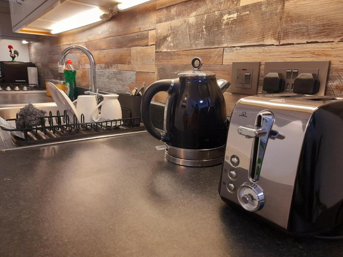 Modern flat near city centre. - Housity