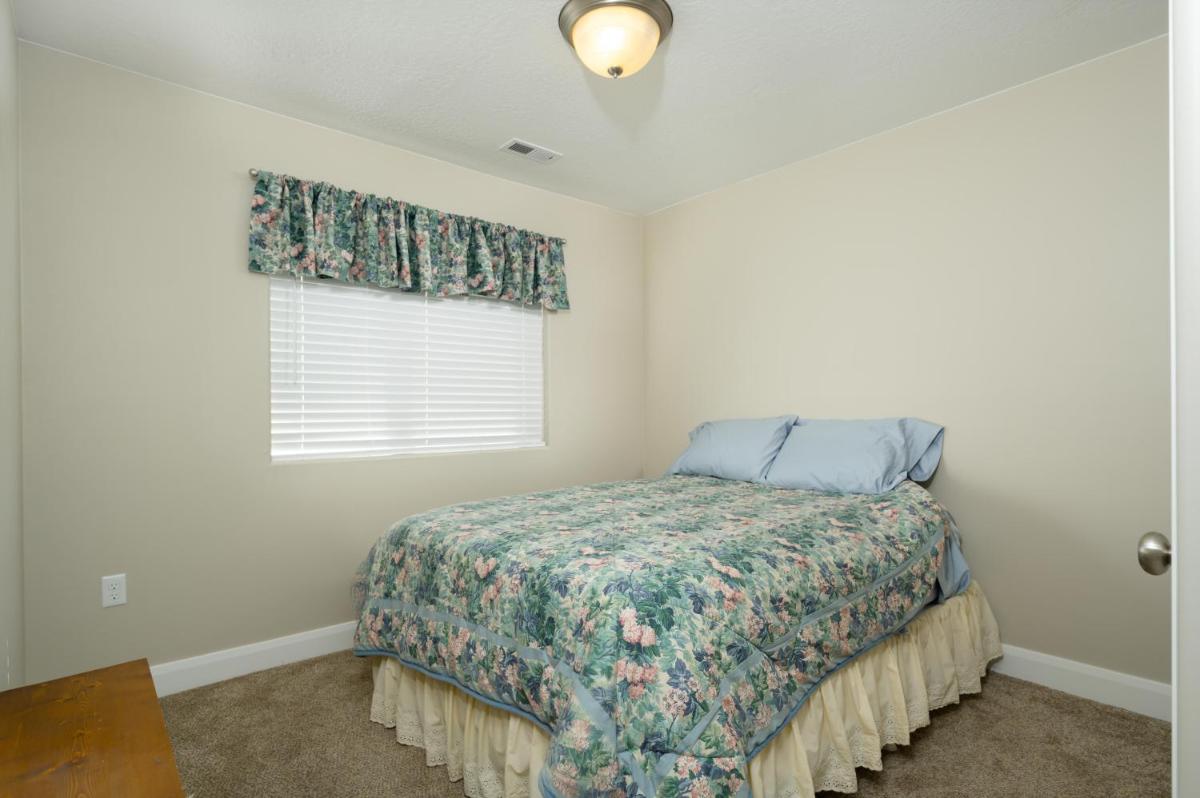 Grandmas House - Housity