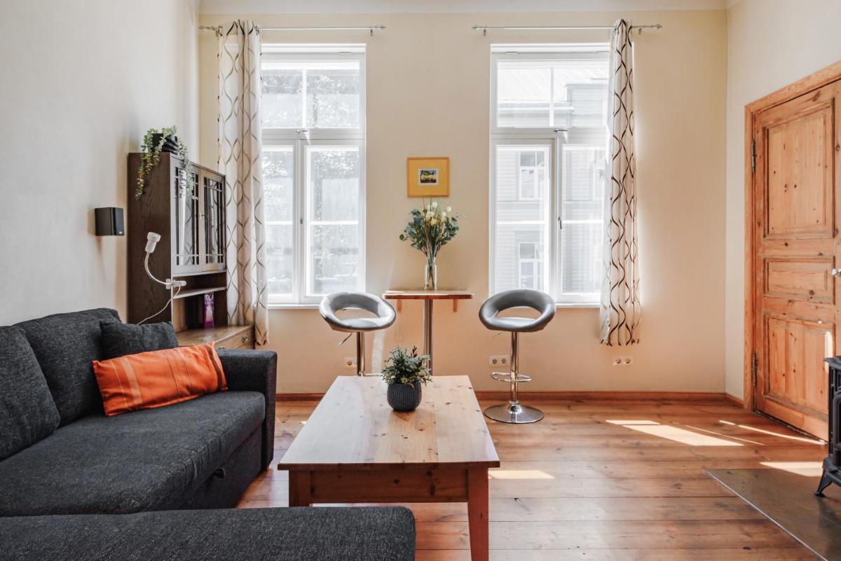 AirHome - Owl's Nest 2 - Housity