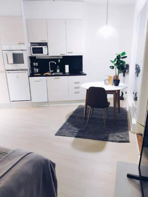Suitetrails - New Studio Mint near Airport