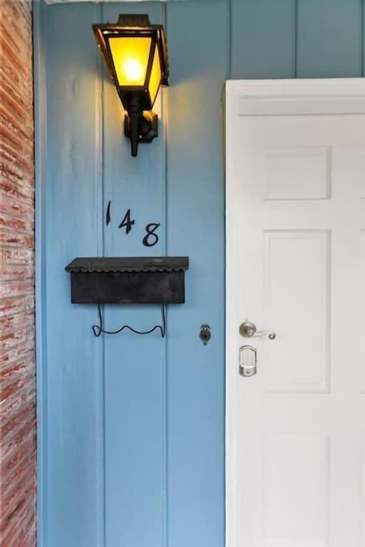 Stylish and Well Appointed in Downtown Monroe. - Housity