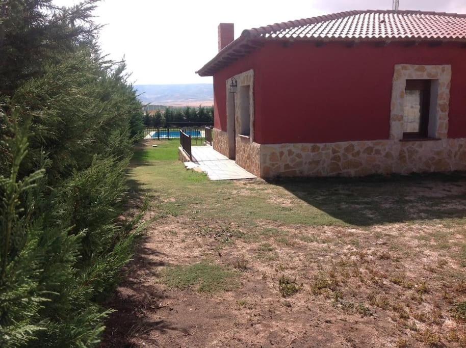 Nido con jacuzzi y piscina privada y 1.100m2 - Housity