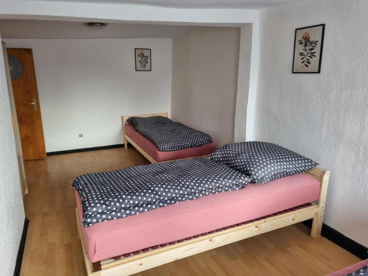 Sany's Stündchen - Housity