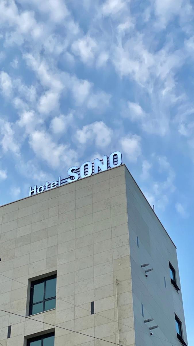 Hotel Sono - Housity