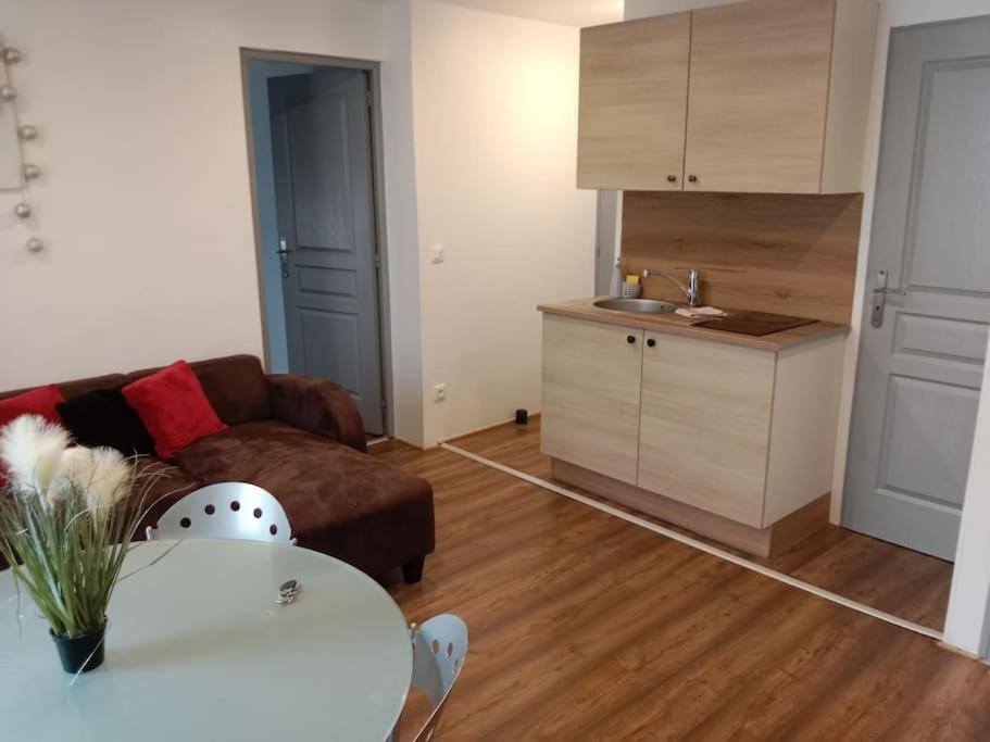 Insolite 46 - Housity