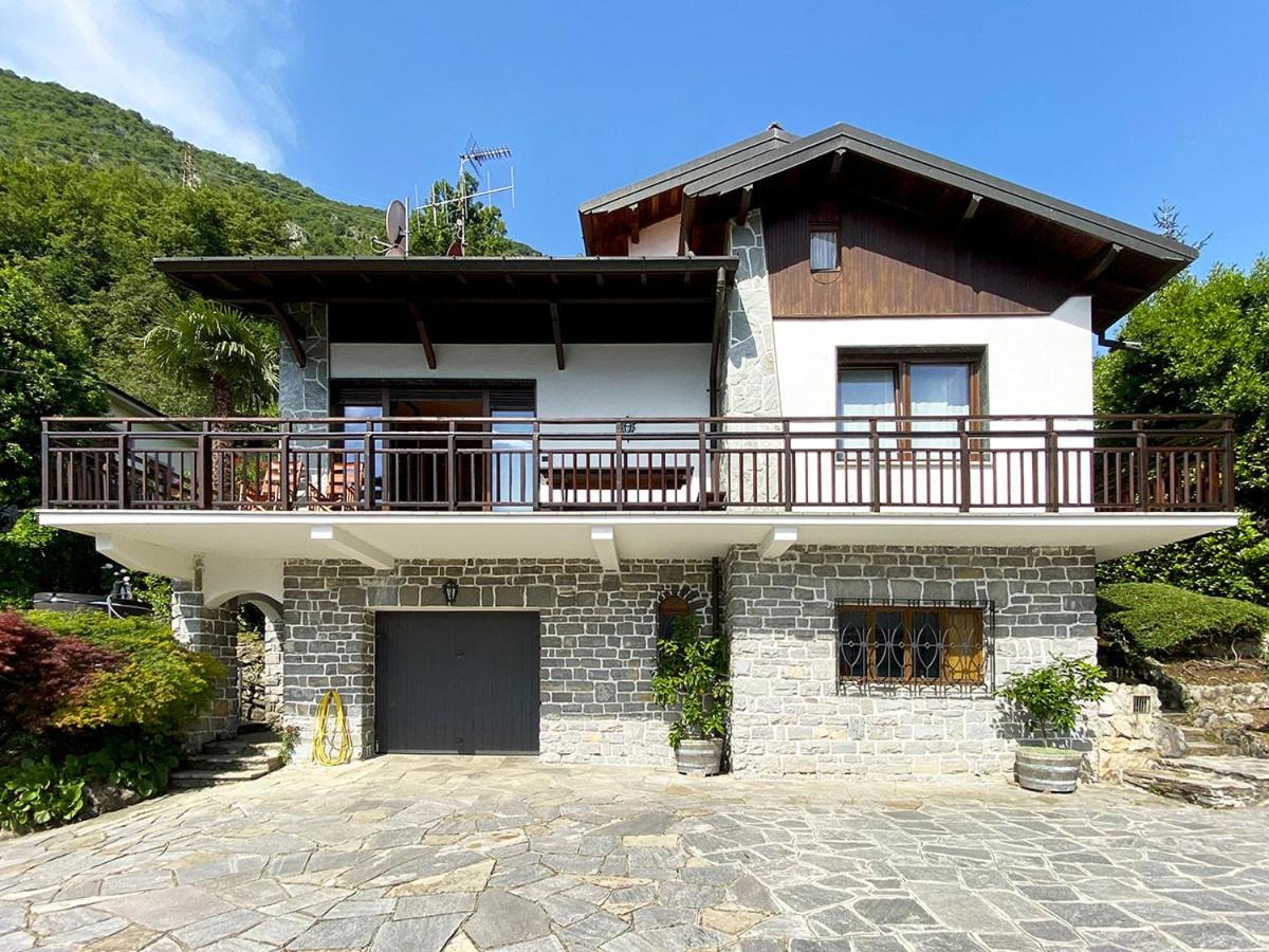 Casa Pescarino con vista lago e idromassaggio - Housity