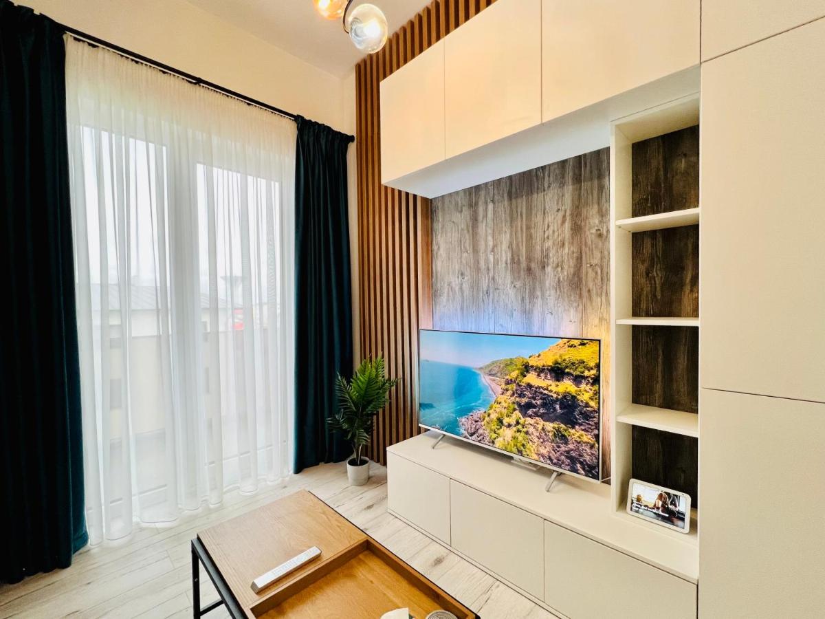Altheda Living Topaz 29C-14 - Housity