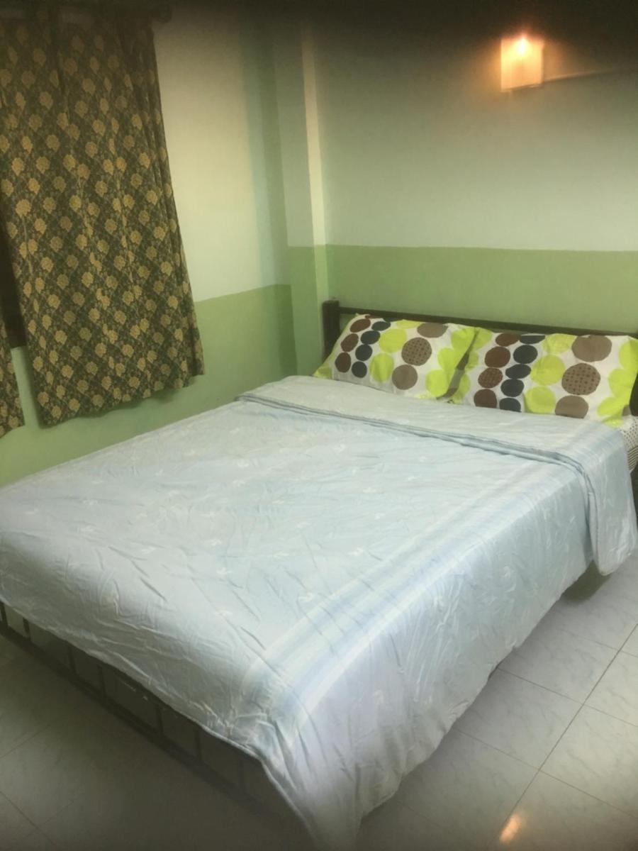 Baansuan bbq and Resort number 5 - Housity