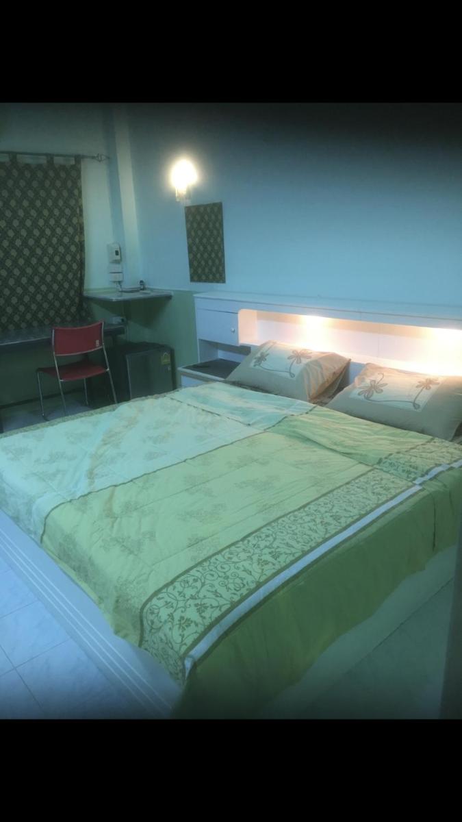 Baansuan bbq and Resort number 5 - Housity