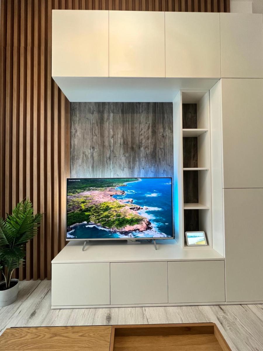 Altheda Living Topaz 29C-14 - Housity