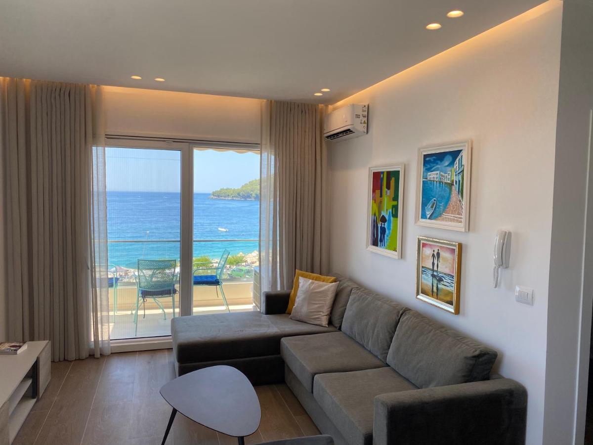 Sea Breeze 01 - Housity