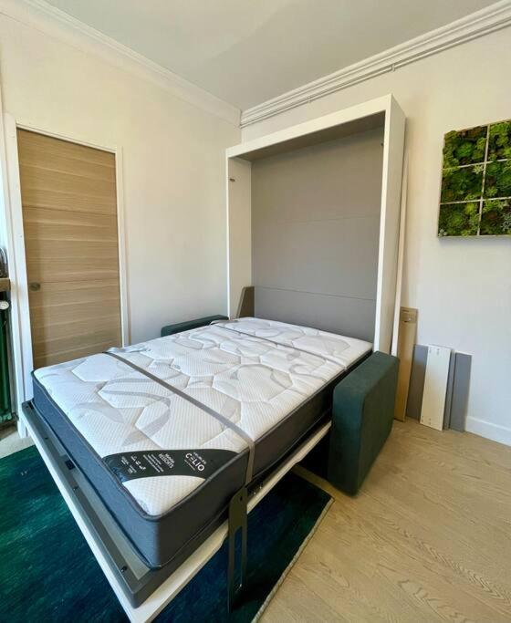 Somptueux appartement 25m2, balcon, plein centre - Housity