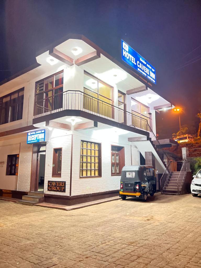 Hotel Caveri Inn - Housity