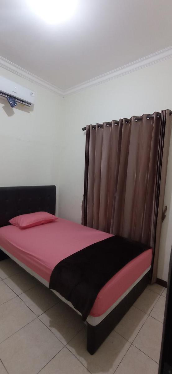 COZY TO STAY TEBET (PENGINAPAN MURAH,TP GA MURAHAN) - Housity
