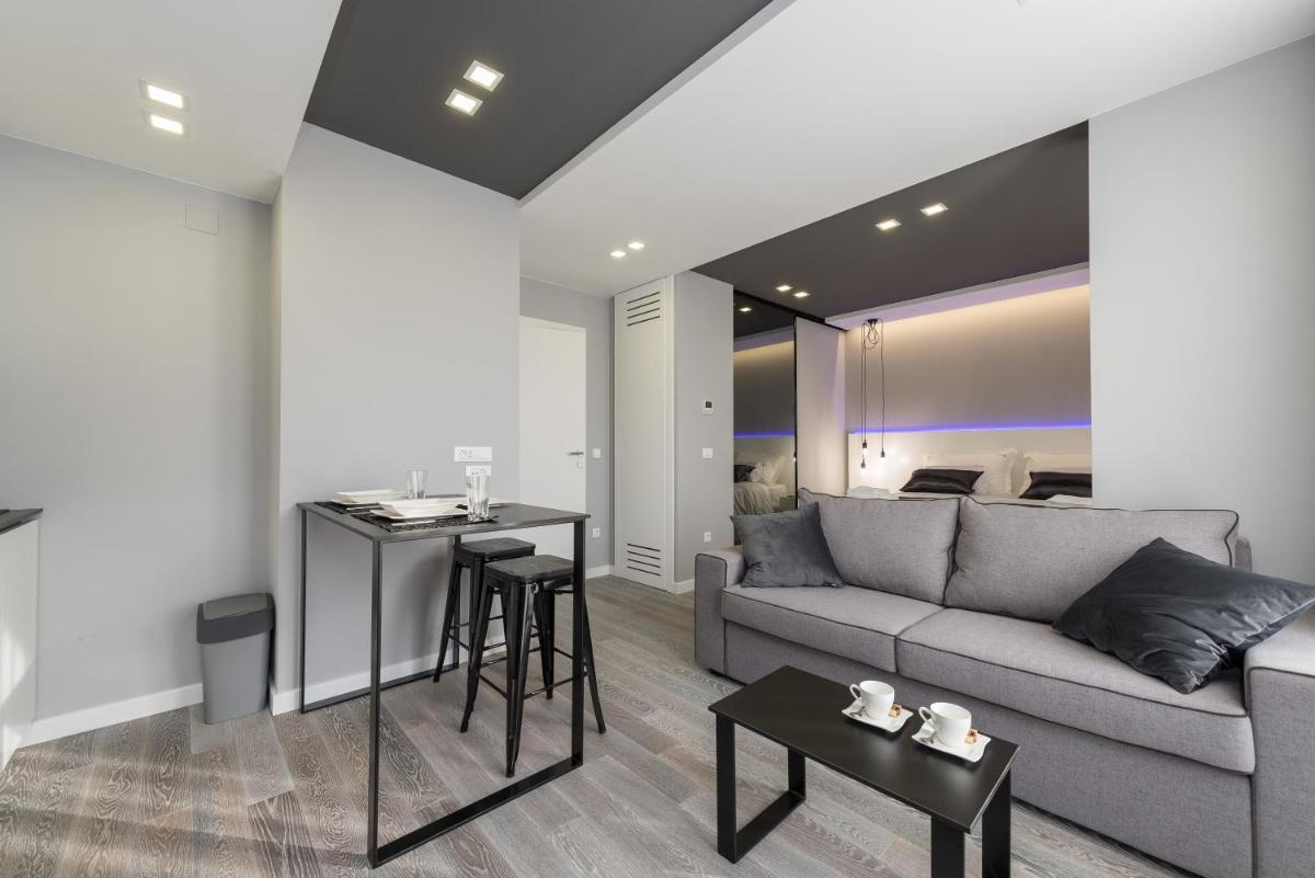 Artis Accommodation Lux - Housity