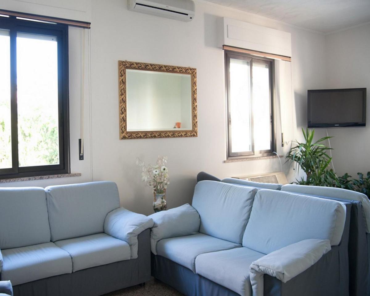 Hotel Perugina - Housity