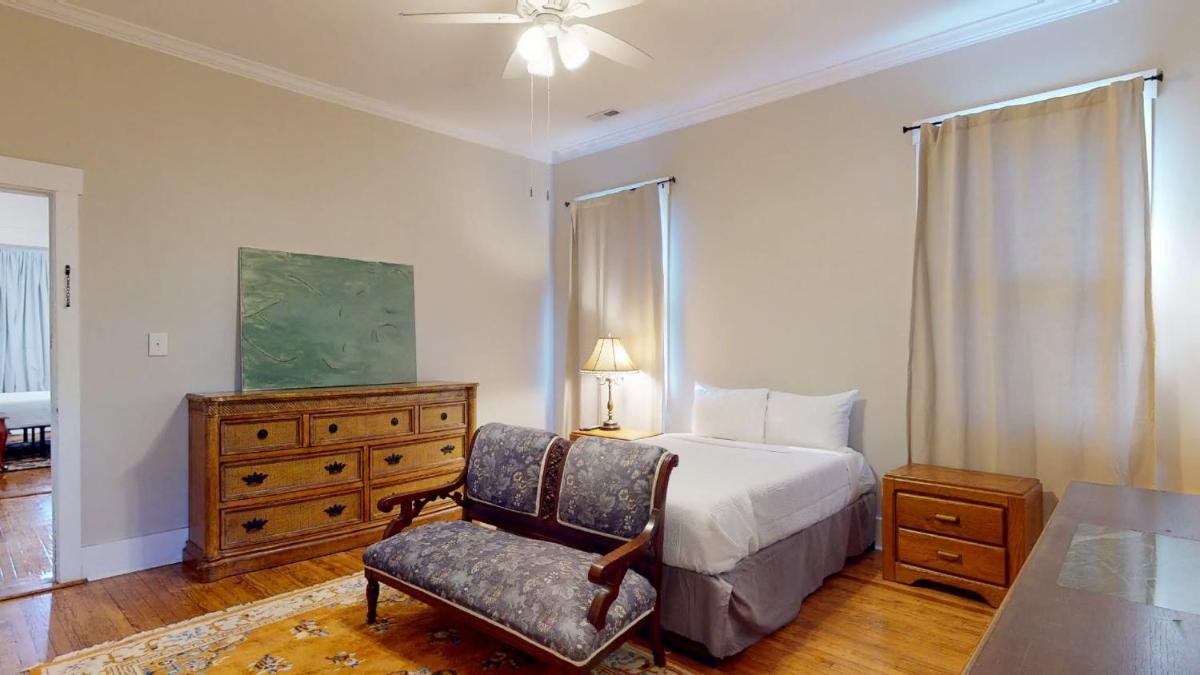 Orange Bliss - Housity