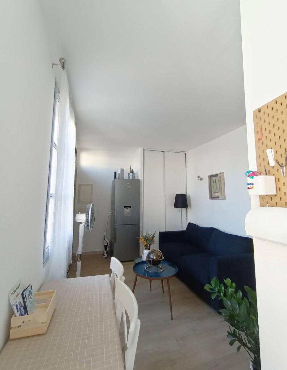 Apartment with balcony in the heart of Avignon - Housity